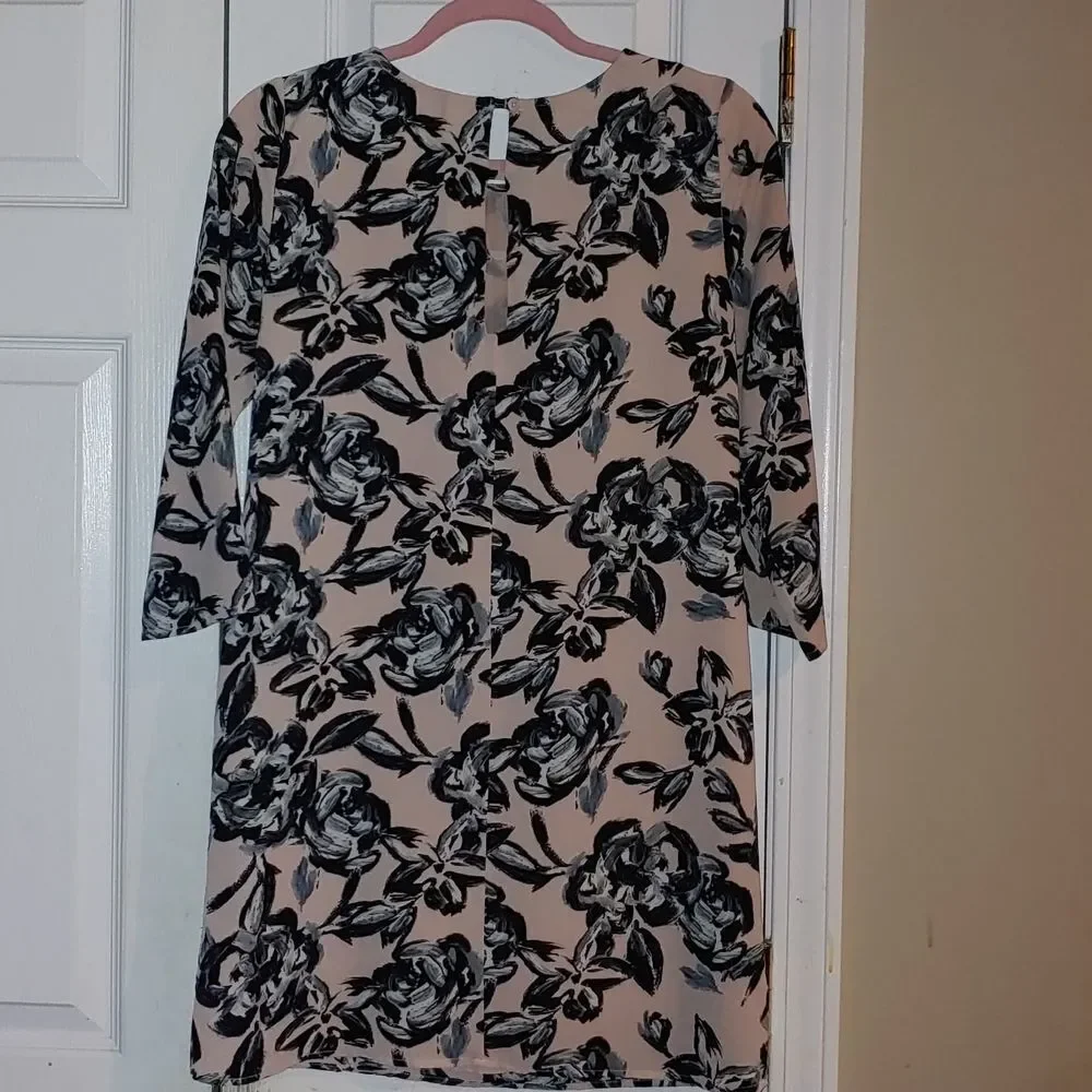 c&e pink black gray floral dress Sz XS